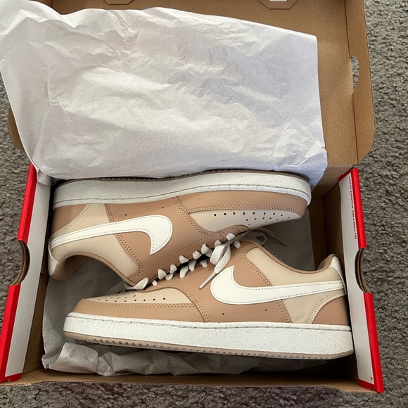 Nike Court Vision Low Next Nature Sneaker - Sanddrift - Picture 2 of 8